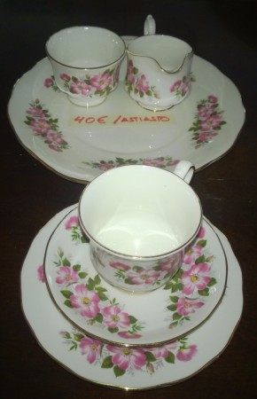 6 kuppiparia ja kermakko&sokerikko 40€